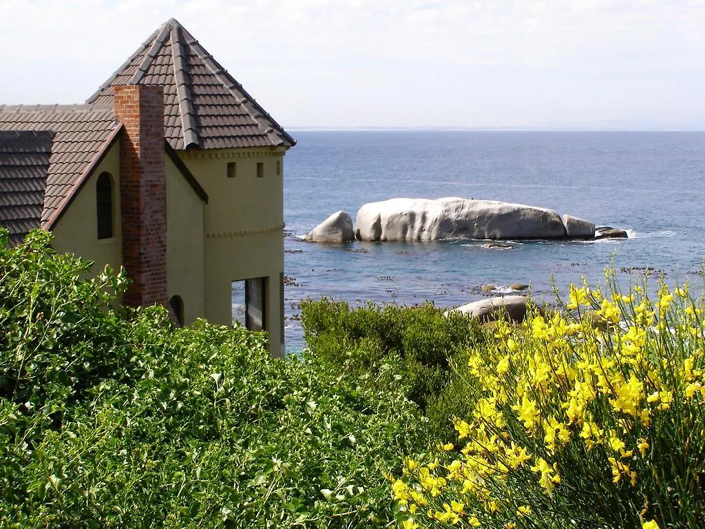 Oatlands Place Holiday home Simon's Town